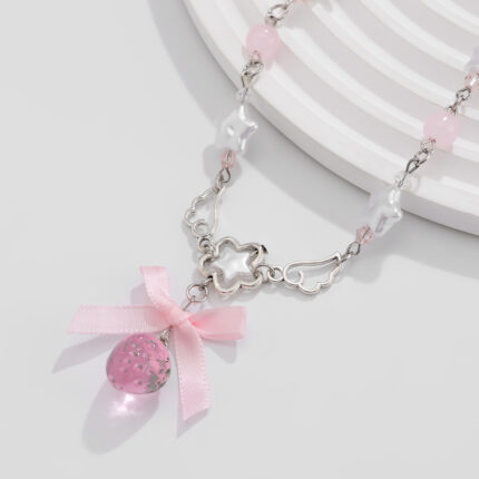 Sweet Wind Acrylic Strawberry Pendant Necklace, Small Fresh Pearl Imitation Ribbon Chain - Image 4