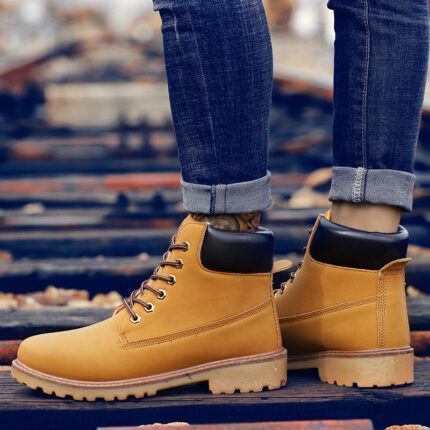 Fashionable high top Martin boots for men casual Baotou workwear shoes autumn and winter men's boots - Image 4