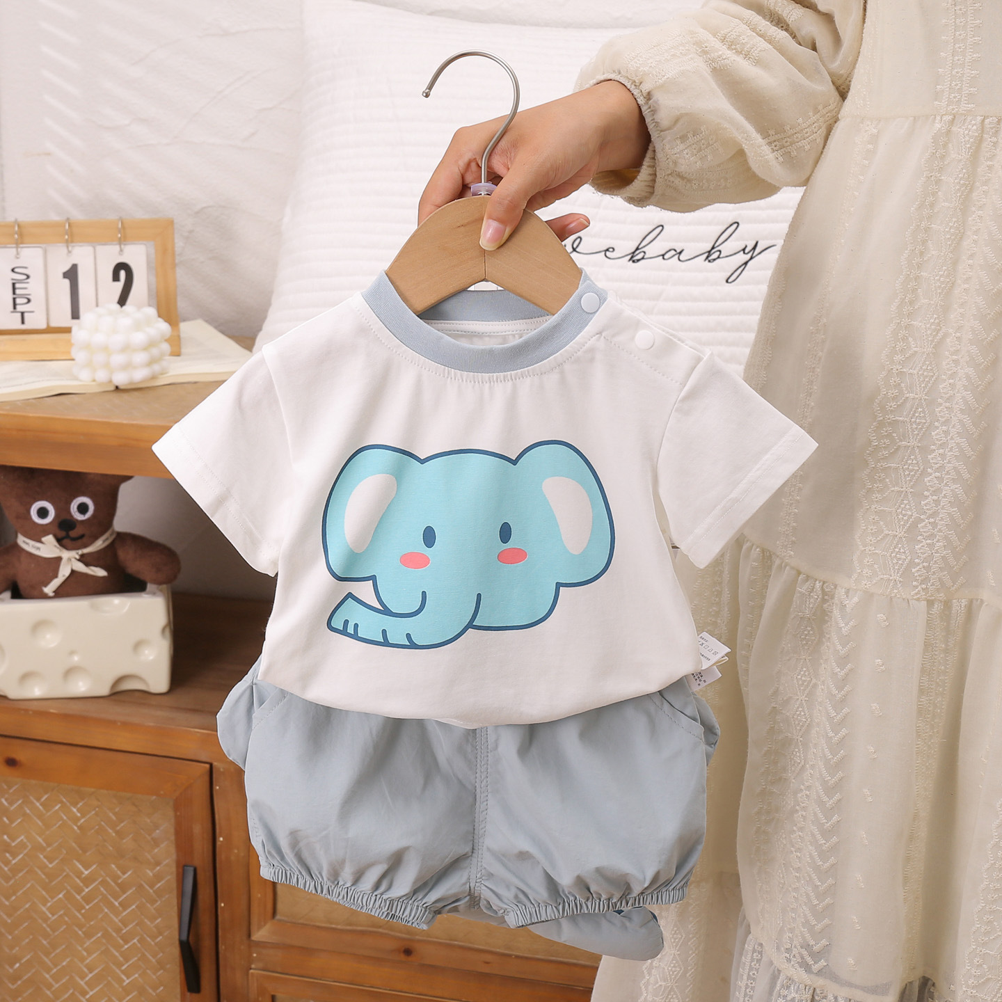 Cartoon Outfit Newborn Short Sleeve2-Piece Set for Babies Boys and Girls - Image 4