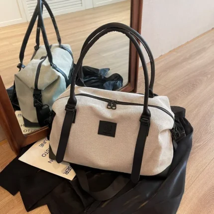 Contrast Travel Bag - Image 5