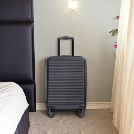 20" Carry on Luggage Lightweight Suitcase, Spinner Wheels, Black - Image 1