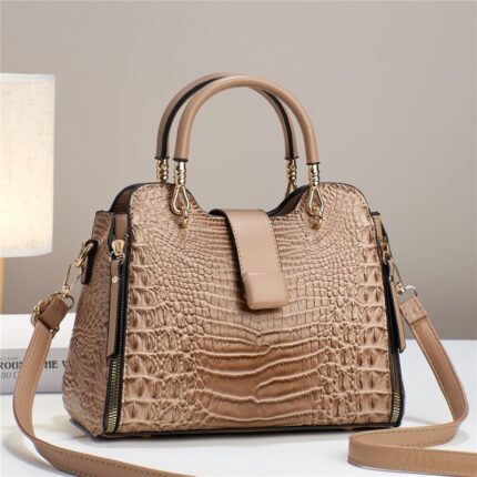 Crossbody Bag for Women with Crocodile Pattern, Large Capacity, Casual Tote Bag, Shoulder Bag for Daily Use - Image 8