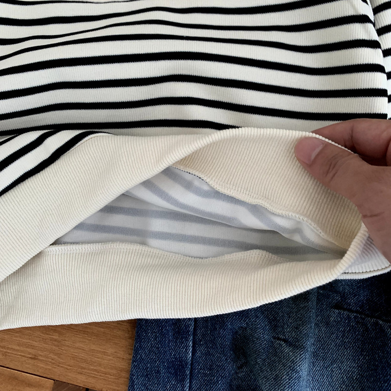 Children's striped top with lapel for children